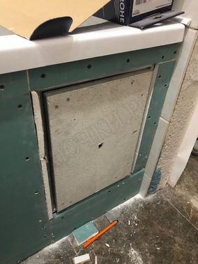 Люк под плитку Нажимной Секрет-Лайт 200*750 Люк под плитку Нажимной Секрет-Лайт 200*750