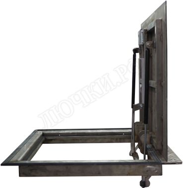 Напольный люк Дворник Уголок, нержавеющая сталь AISI 304 1000*2300 Напольный люк Дворник Уголок, нержавеющая сталь AISI 304 1000*2300