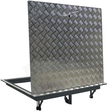 Уличный люк Дворник Уголок, нержавеющий рифленый лист 900*1400 Уличный люк Дворник Уголок, нержавеющий рифленый лист 900*1400