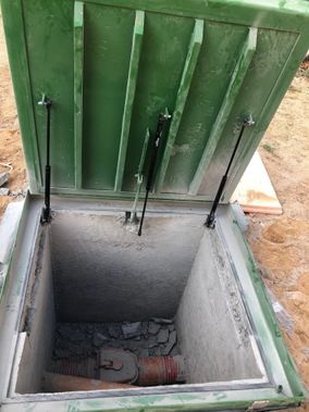 Люк под брусчатку Брус Ли Стальной, Съемная дверца 700*900 Люк под брусчатку Брус Ли Стальной, Съемная дверца 700*900