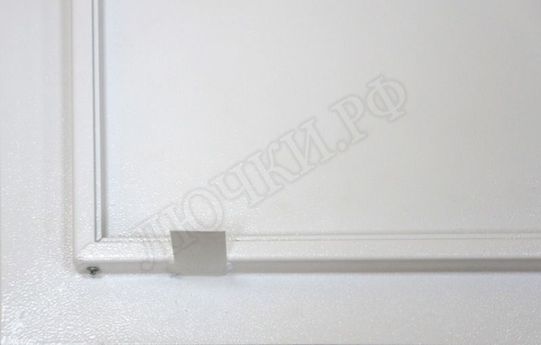 Люк сантехнический усиленный 2мм с замком 2 створки 640*960, RAL1015, монтажные пластины 120 мм Люк сантехнический усиленный 2мм с замком 2 створки 640*960, RAL1015, монтажные пластины 120 мм